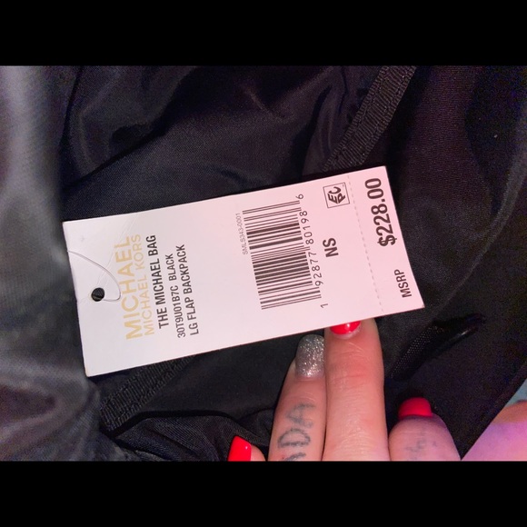 Michael kors large flap backpack - Picture 4 of 4